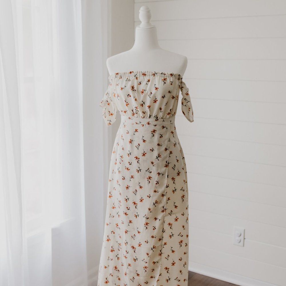 Floral Off Shoulder Maxi - Vici (sweet on you)